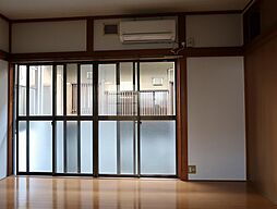 マイフラッツ １０２ 1階1DKのリビング/ダイニング