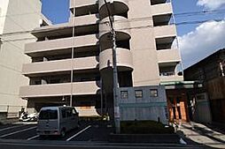 ファミーユタカダ