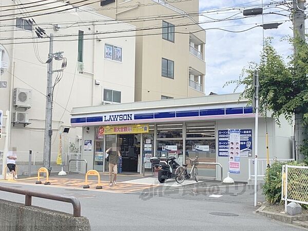 画像20:ローソン　富雄駅北店まで120メートル