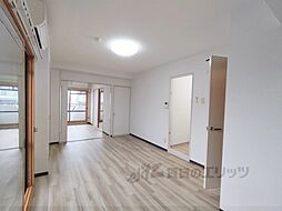 リバーサホ萬 302 3階2LDKのリビング/ダイニング