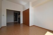 ※同建物の別のお部屋の写真です。