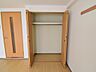収納：※同建物の別のお部屋の写真です。