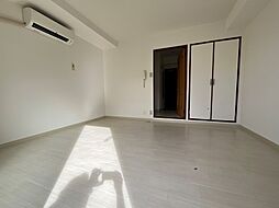 アベニュー曙 2階1Kのリビング/ダイニング