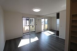 JR京浜東北・根岸線 浦和駅 バス17分 花月下車 徒歩2分の賃貸アパート 2階2LDKのリビング/ダイニング