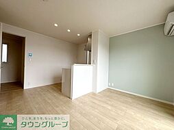 クオレールII 202 2階1LDKのリビング/ダイニング