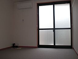 レオパレステリオス 104 1階1Kのリビング/ダイニング