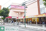 ベルクス戸田店 徒歩9分。スーパー 720m