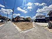 セブンイレブン 西尾平坂町店 【外観】北西側道路より敷地全体を見た外観です。 650m