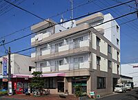 滋賀県草津市上笠2丁目15-15：物件画像／株式会社ジェイ・エス・ビー・ネットワーク　UniLife滋賀南草津店