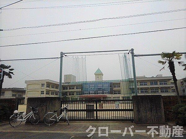 画像17:三豊市立詫間小学校まで850m