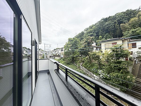 バルコニーを拡大表示