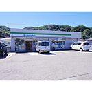 コンビニ「ファミリーマート岡谷湊湖畔店まで508ｍ」