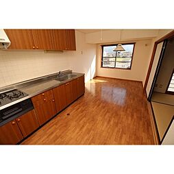 レスコ高島 2階3DKのリビング/ダイニング