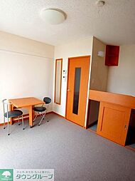 レオパレスだるま 206 2階1Kのリビング/ダイニング