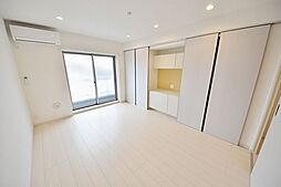 リブリ・ラフロイグ 101 1階1Kのリビング/ダイニング