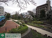 大横川親水公園 徒歩10分。公園 770m