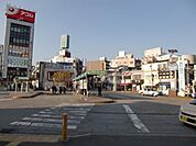 西船橋駅 1150m