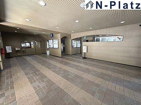 落ち着いた雰囲気と洗練されたデザインが魅力のロビースペースです。