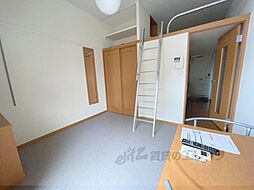 レオパレスｇｒｏｗ 3階1Kのリビング/ダイニング