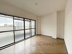 近鉄奈良線 新大宮駅 徒歩4分の賃貸マンション 4階1LDKのリビング/ダイニング