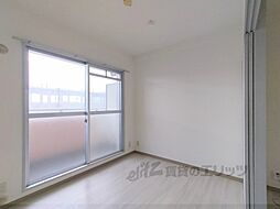 近鉄奈良線 新大宮駅 徒歩9分の賃貸マンション 3階2DKのリビング/ダイニング