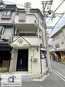 外観：＜外観＞平成8年12月建築。内装工事のみならず外壁塗装と白蟻点検も実施済みです。