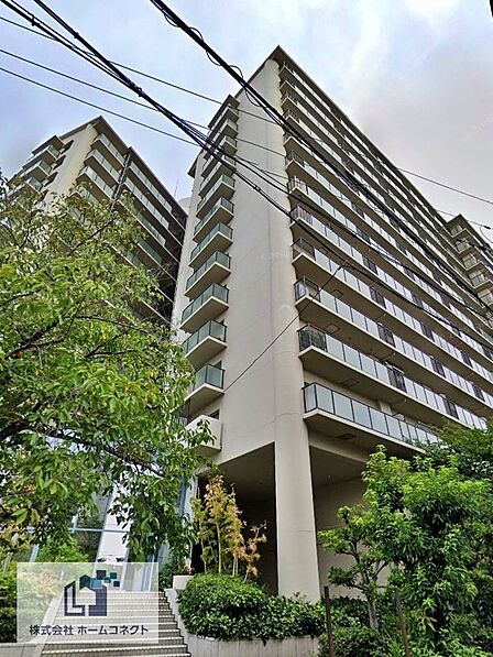 外観|最寄り駅より徒歩7分の通勤・通学に便利なマンション。内環状線沿いのため、お車の利用が多い人にも便利なロケーションです。