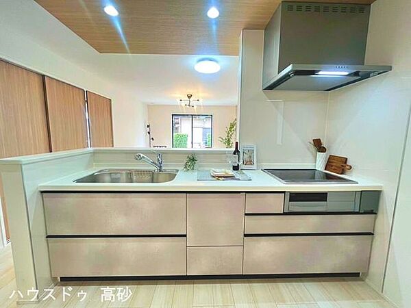 キッチンを拡大表示