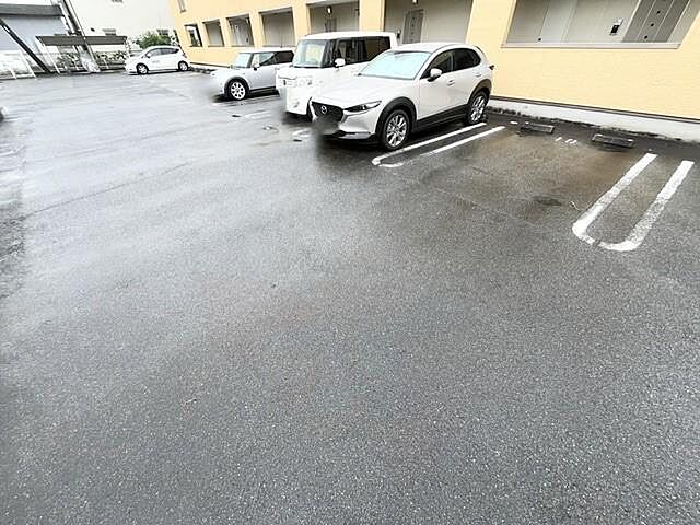 4 / 4