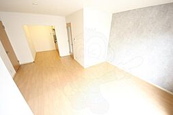 RAFFLES南八木A棟 101 1階2LDKのリビング/ダイニング