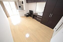 レオネクストノーム 111 1階ワンルームのリビング/ダイニング