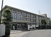 松陽中学校（626m）
