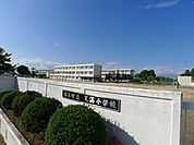 稲美町立天満小学校（712m）