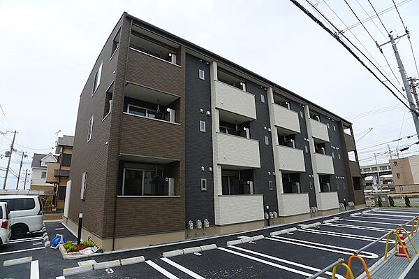 アネックス ｜兵庫県加古川市別府町新野辺北町１丁目(賃貸アパート1LDK・3階・53.33㎡)の写真 その1