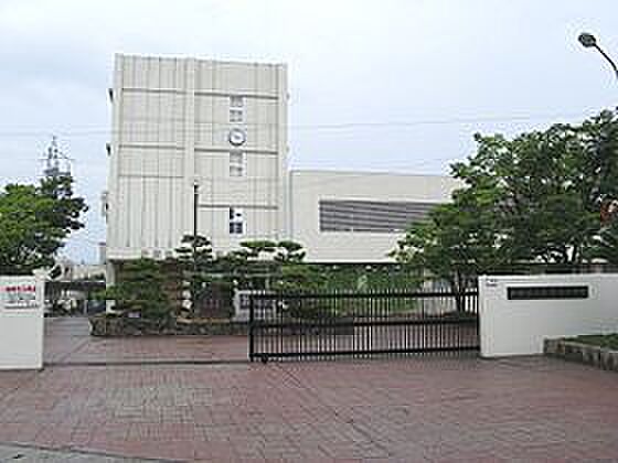 画像18:兵庫県立高砂高校（751m）