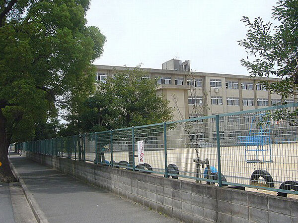画像15:加古川小学校（586m）