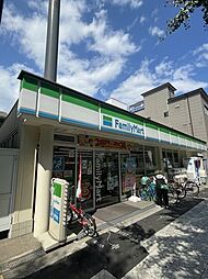 ファミリーマート大阪プール東店24時間営業 230m