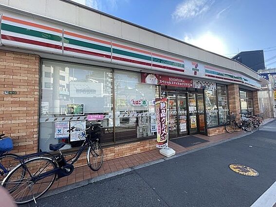 セブンイレブン...