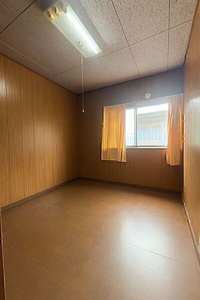 洋室を拡大表示