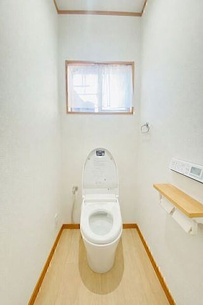 トイレを拡大表示