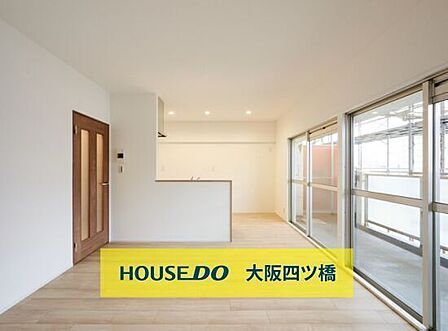 大きな窓からはしっかりと日差しも入ります♪