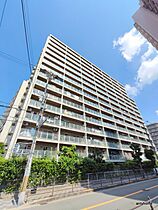 新大阪ファイナンス  ｜ 大阪府大阪市淀川区三国本町1丁目（賃貸マンション3LDK・11階・70.48㎡） その1