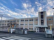 千代崎中学校 1460m