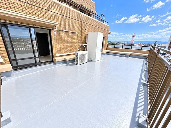 バルコニーを拡大表示