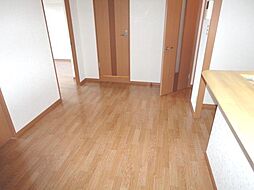 グリーン・パレス 201 2階2LDKのリビング/ダイニング