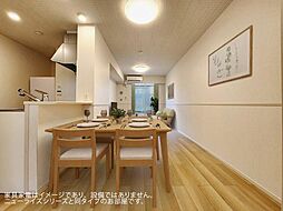 小郡下郷アパートＣ 102 1階1LDKのリビング/ダイニング