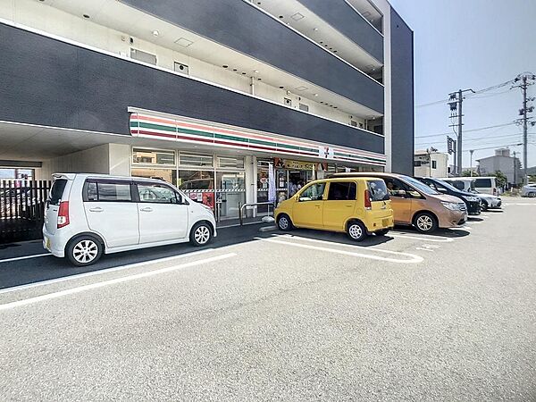 画像17:セブンイレブン山口吉敷中東店(1、063m)