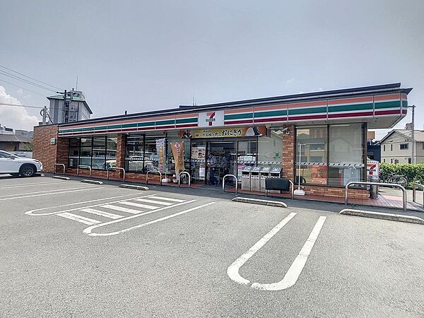 画像18:セブンイレブン山口湯田温泉4丁目店(367m)