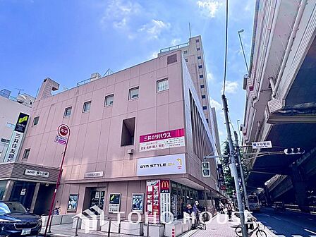 京王電鉄京王新線 幡ヶ谷駅 距離約640m