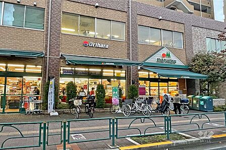 マルエツ(西日暮里店)の外観